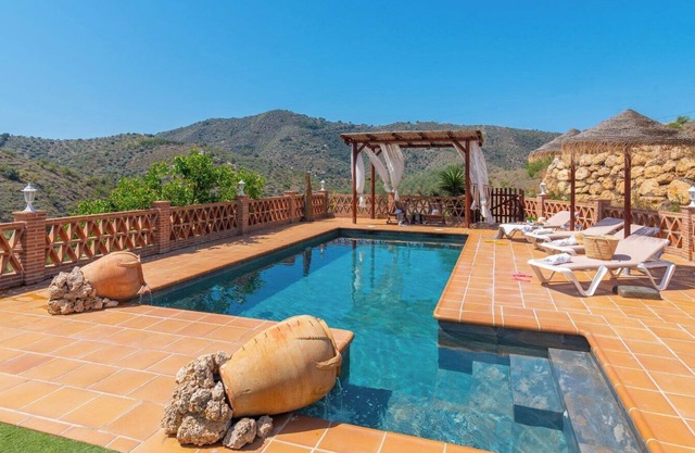 Villa Fuente Pinta Arenas by Ruralidays