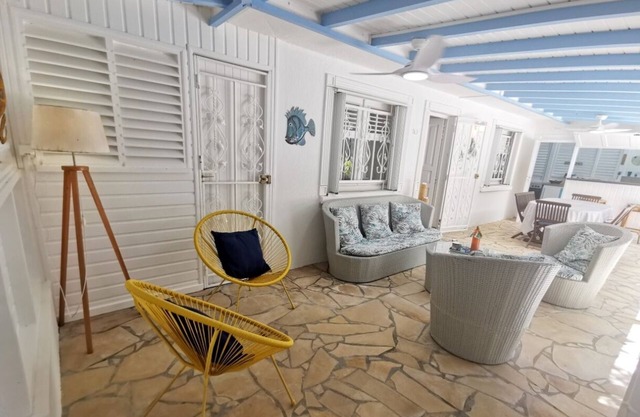 Villa G018 à Saint François 2 chambres piscine