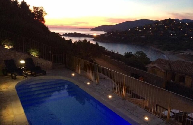 Villa Giglio breathtaking sea view and pool