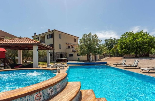 Villa Grande by Villas Guide