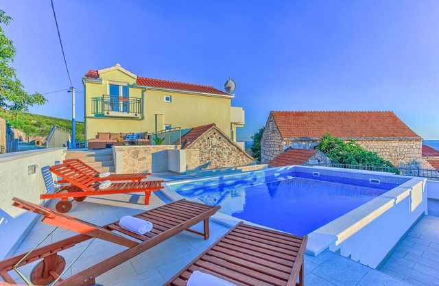 Villa Heritage with swimmnig pool