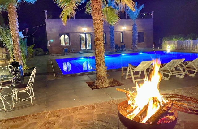 Villa in Desert de Agafay; whole house 300.-Euro p.night, room 110.-Euro p.N.