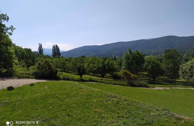Villa in Dieulefit in Drome Provençale with views of nature and mountains