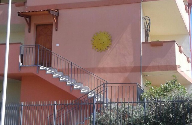 VILLA IN SARDINIA SOUTH MOUNTAIN 10 KM FROM THE SEA