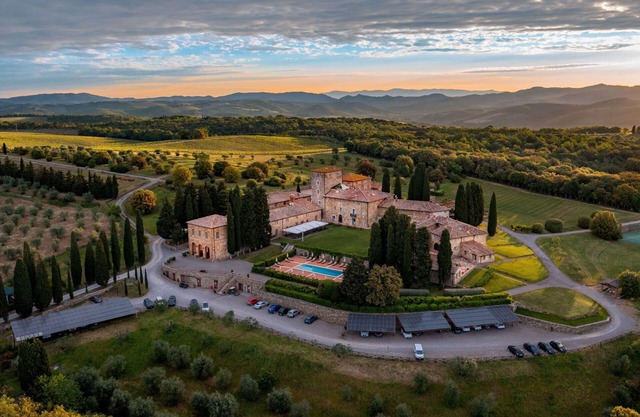 Villa in Vagliagli with 52 bedrooms sleeps 127