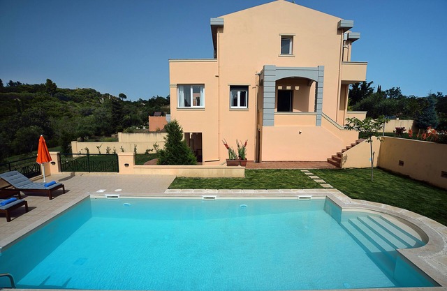 Villa Iris is the ultimate booking option for couples, families and friends.