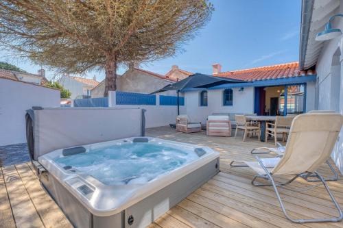 Villa Les Bains de Mer avec spa