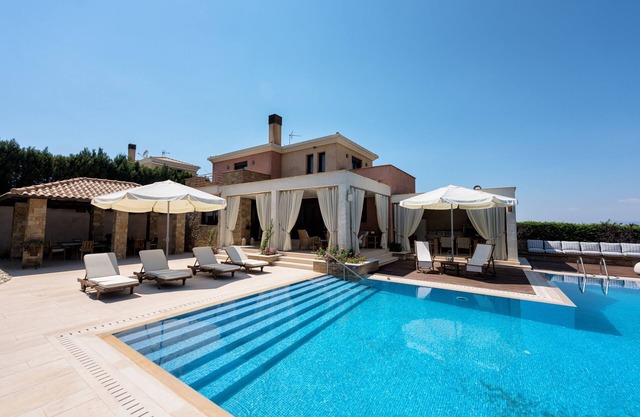 Villa La Stella by Luxlikehome