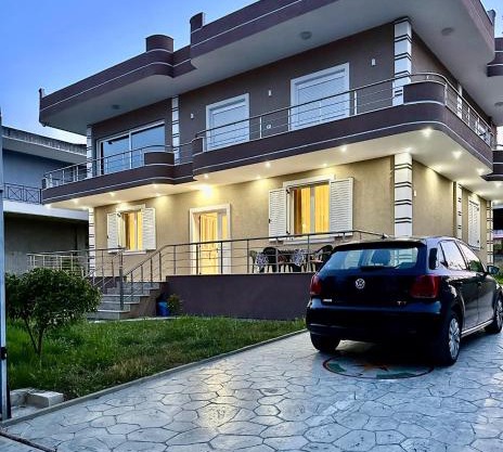 Villa Leandro