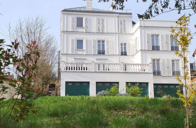 Villa Les Coteaux - 300m² - Proche Paris