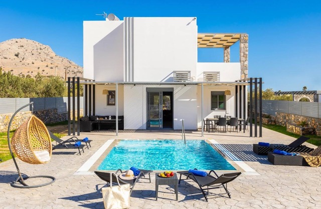 Villa Livis 2 - Three Bedroom Villa, Sleeps 8