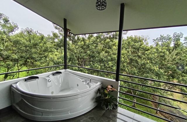 Villa "Loma Paraíso" - Mountain, Lake, Jacuzzi, a/c, internet, telework.