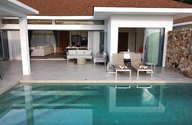 Villa Lulu–Chic 2BR Seaview Retreat w/Private Pool