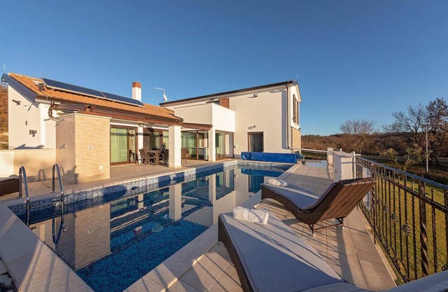 Villa Mala Halu
