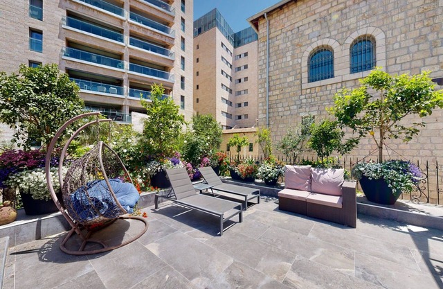 ✦VILLA MAMILLA✦Special private 3BDR home near Old City✦garden✦