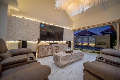 Villa Mamuli - with Private Pool, 3 Bedrooms, Full Kitchen, Billiard, BBQ, Home Theatre