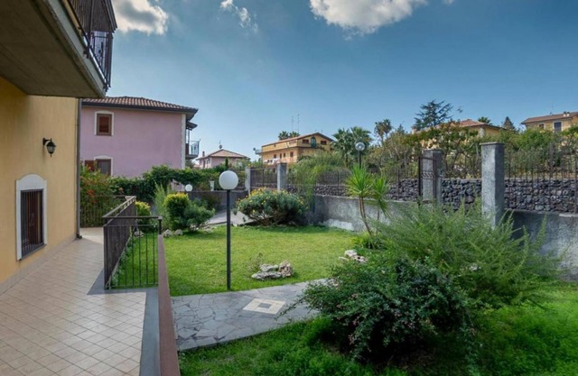Villa Marazia with Garden and Private Parking!