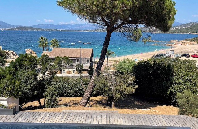 VILLA Mare é Sole. Sea view. Beach walk 50m with infinity pool