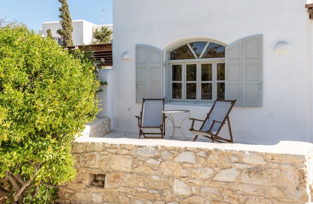 Villa 'Mari Art Cycladic Villas - Levantis' with Sea View, Wi-Fi and Air Conditioning