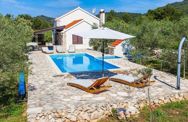 Villa Mariela in Korcula, heated pool