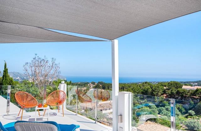 Villa Momily- fantastic and luxurious villa, excellent sea view!