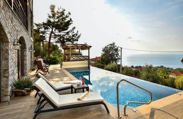 Villa Mudo - Four Bedroom Villa, Sleeps 8