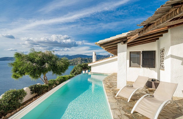 Villa Myra: open window over blue sea and incredible sunsets