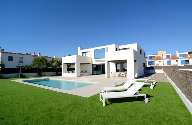 Villa near Mas Pinell Beach with Private Pool