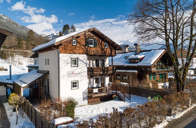 Villa near the centre of Kitzbühel and near the ski lift