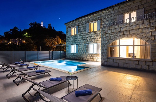 Villa Nono - Three Bedroom Villa with Swimming Pool