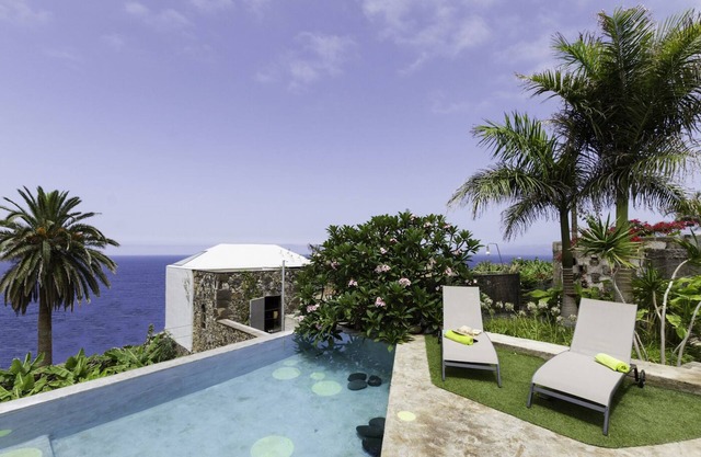 Villa on the seafront with pool Ecological farm