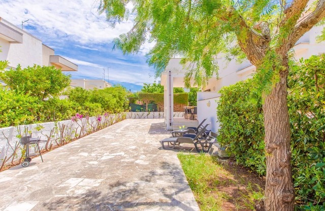 Villa Orchidea - Enclosed garden - For families - AC- Wifi - Close to the sea