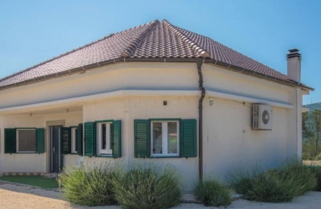 Villa P - Holiday Home