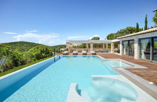 Villa Physalis - Five Bedroom Villa, Sleeps 10