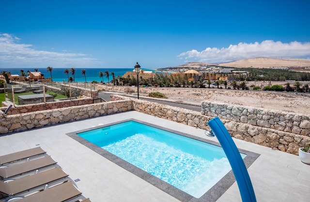 Villa Picoro with sea views