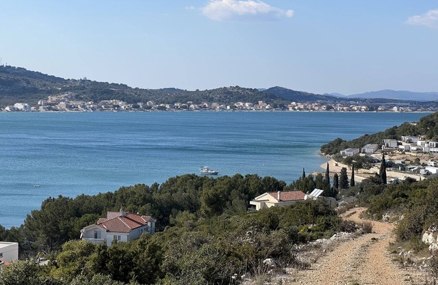 Villa Pina Tisno TOP* Apartment Mila 4-6 people with sea view