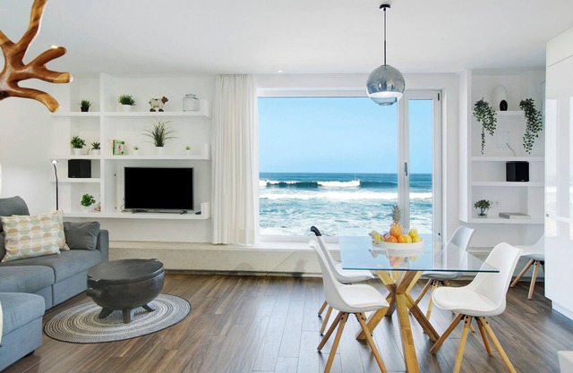 Villa "Quintanilla" with Direct Access to Beach, Sea Views & Wi-Fi