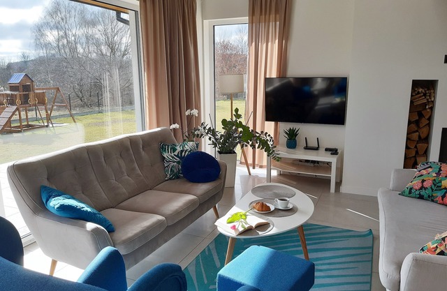VILLA RA with large garden, fireplace and sauna, surrounded by nature