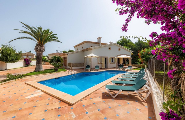 Villa 'Sa Coma' with Private Pool, Private Terrace and Wi-Fi