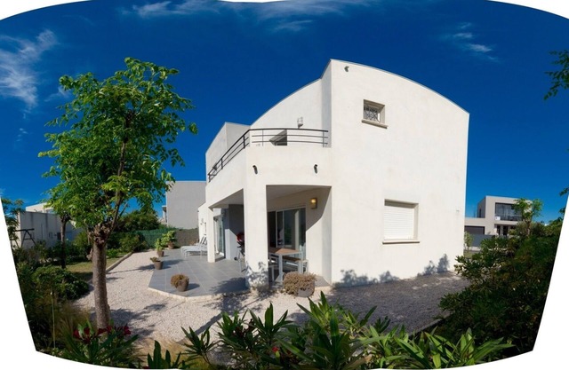Villa Saint Louis' on the seafront +6 bikes + wifi + Swimming pool + air conditioning! ❤️❤️