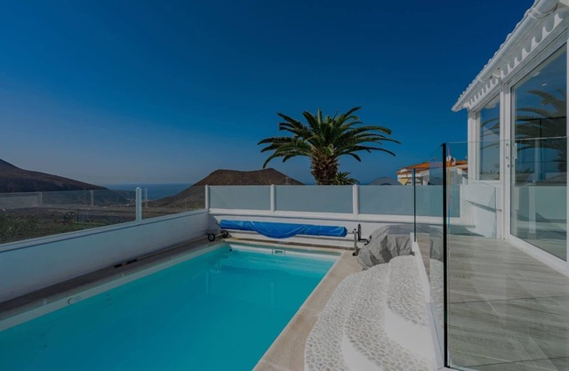 Villa Salome with private heated pool