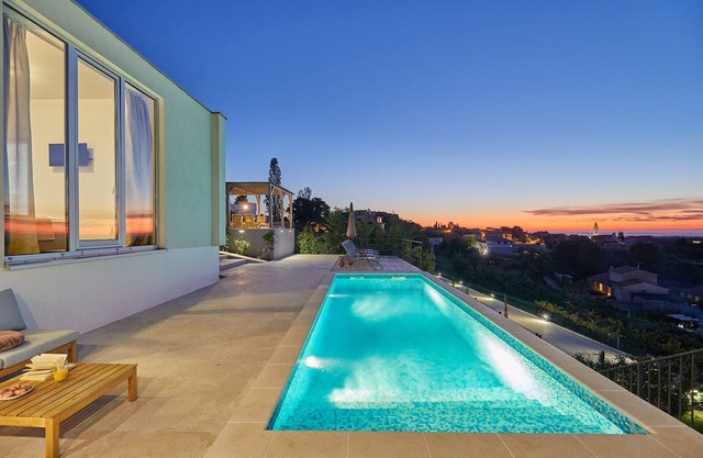 Villa San Mauro - Four Bedroom Villa, Sleeps 8
