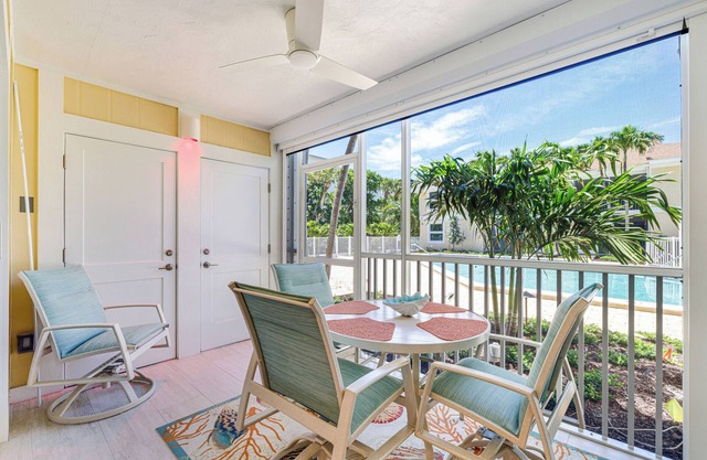 Villa Sanibel 3A, 2 Bedroom Condo with Ground-level Access, Overlooks Pool