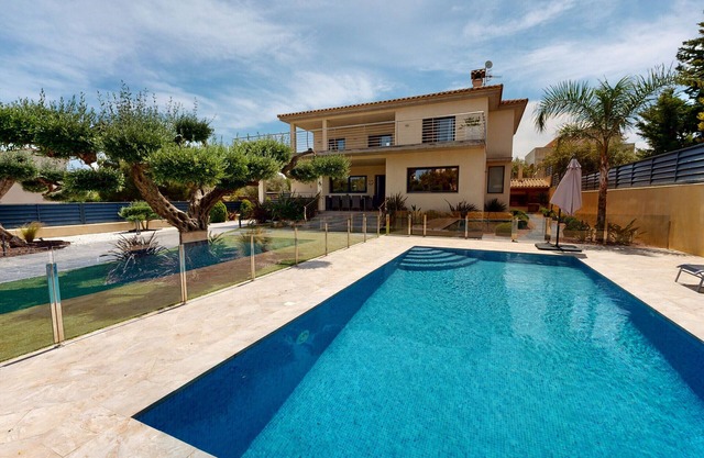 Villa Santa Llucia