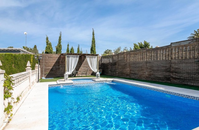 Villa 'Santos Village' with Pool & Wi-Fi