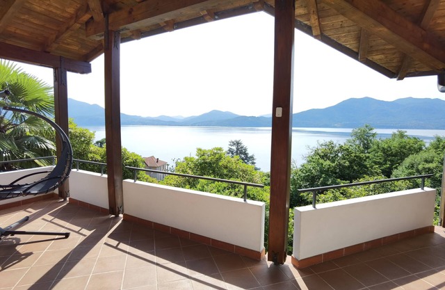 Villa Schaake with Panoramic View, beach front