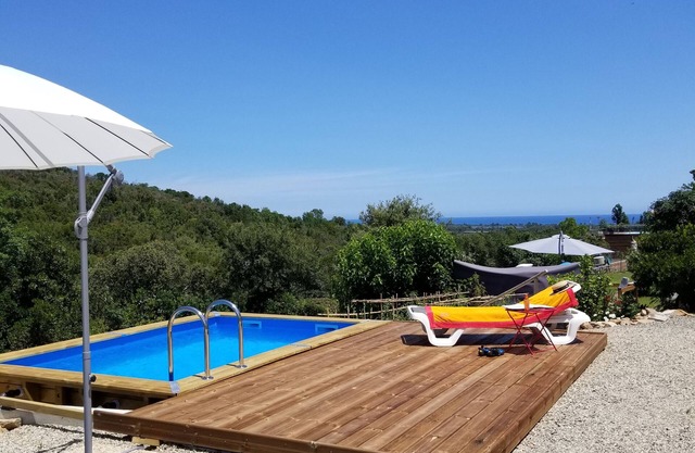 Villa set between the sea and the Massif de Bavella, magnificent view.