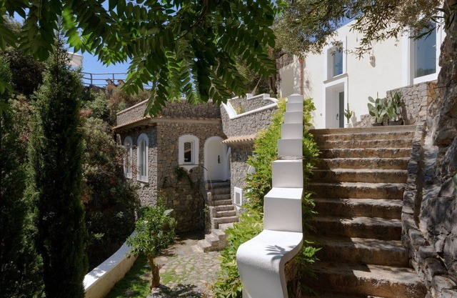 VILLA SHAH a place to listen to the sea in Amalfi Coast