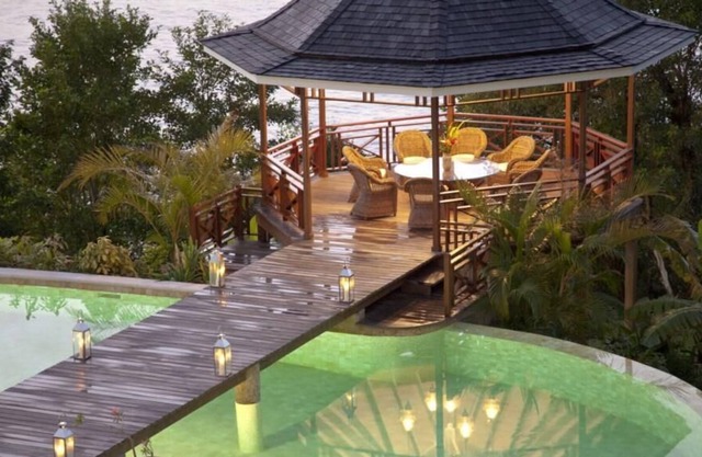 Villa Susanna in Marigot Bay by Personal Villas - Landscaped Gardens and Private Patio with Jacuzzi