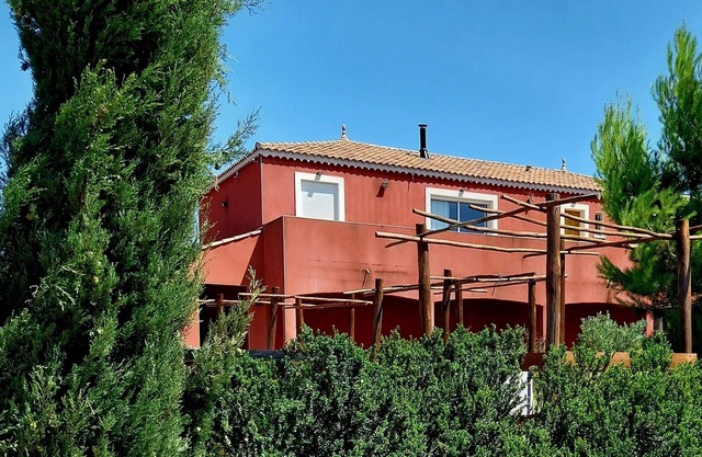 Villa Swimming pool of 145m2 in the heart of the vineyards MAS GAUDY